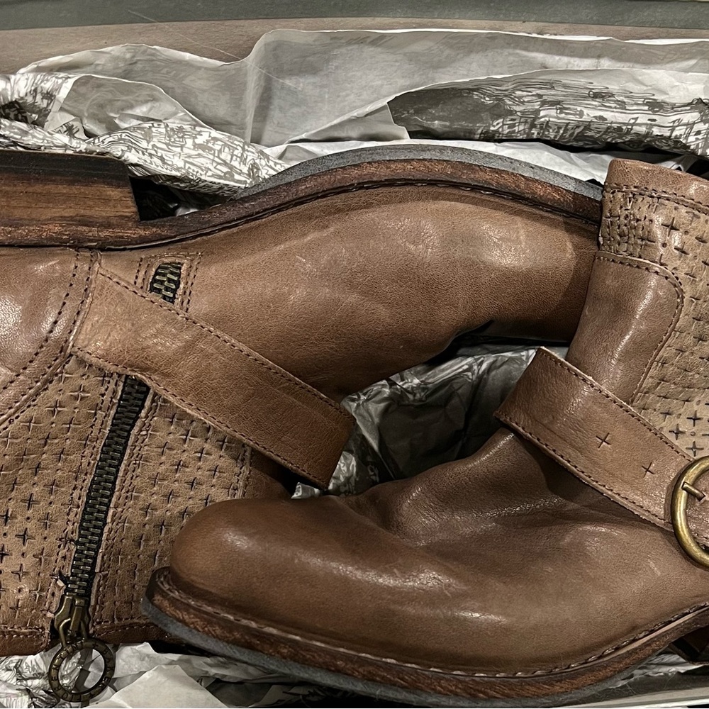 Beautiful Fiorentini + Baker ankle boots!